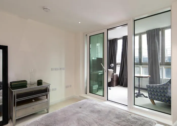 Chelsea Cascade London Flat
